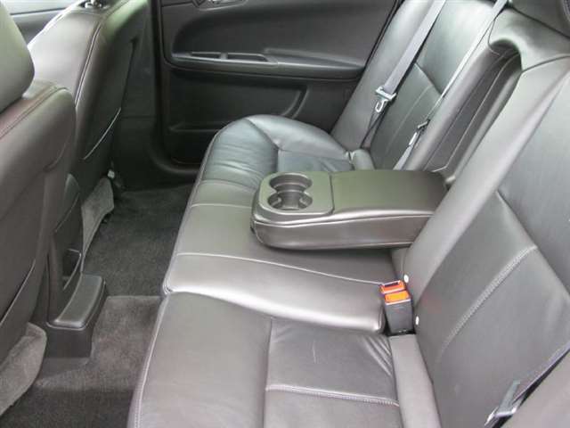 Chevrolet Impala 2010 photo 26